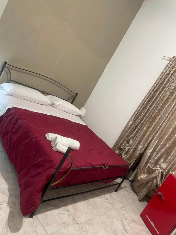 Casa Vacanza La Serenella Lejlighed Napoli Eksteriør billede
